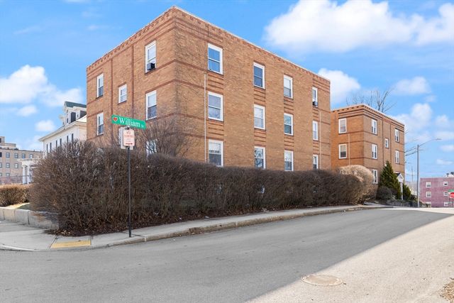 31 Chestnut St 5, Worcester, MA 01609