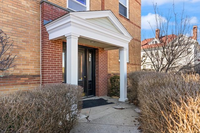 31 Chestnut St 5, Worcester, MA 01609