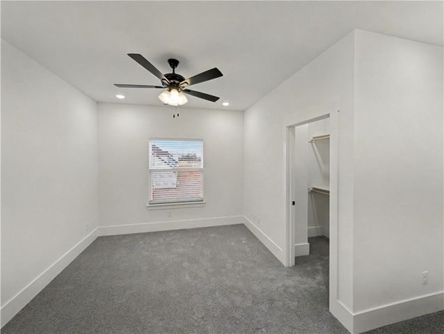 1811 Bluestem Drive, Centerton, AR 72719