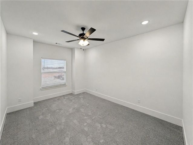 1811 Bluestem Drive, Centerton, AR 72719