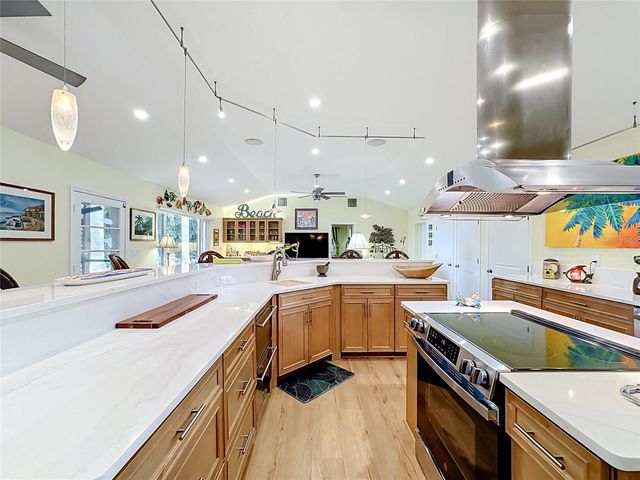 2212 6TH STREET W, Palmetto, FL 34221