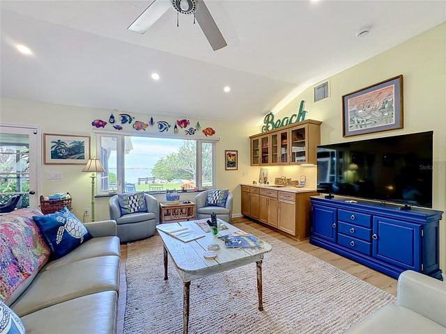 2212 6TH STREET W, Palmetto, FL 34221