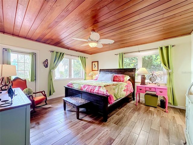 2212 6TH STREET W, Palmetto, FL 34221