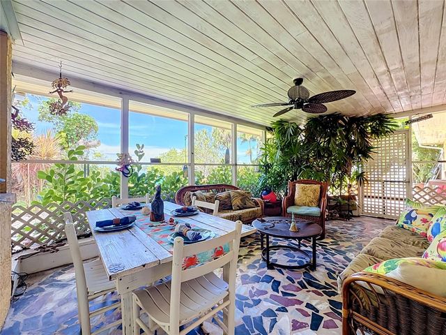 2212 6TH STREET W, Palmetto, FL 34221