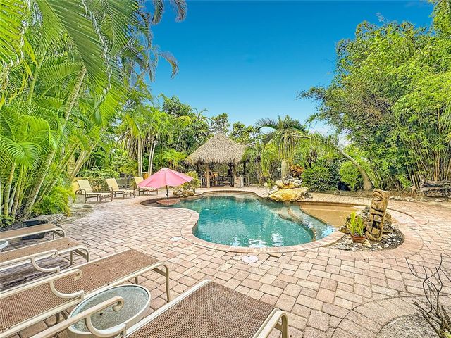 2212 6TH STREET W, Palmetto, FL 34221