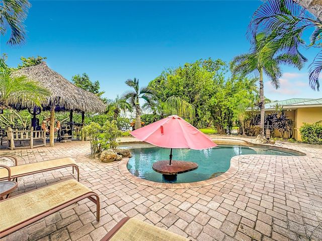 2212 6TH STREET W, Palmetto, FL 34221