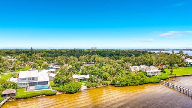 2212 6TH STREET W, Palmetto, FL 34221