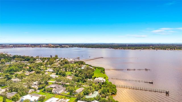 2212 6TH STREET W, Palmetto, FL 34221