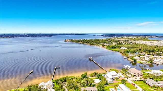 2212 6TH STREET W, Palmetto, FL 34221
