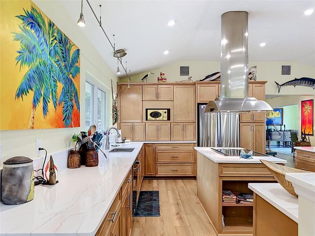 2212 6TH STREET W, Palmetto, FL 34221