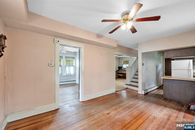 163 W Midland Avenue, Paramus, NJ 07652