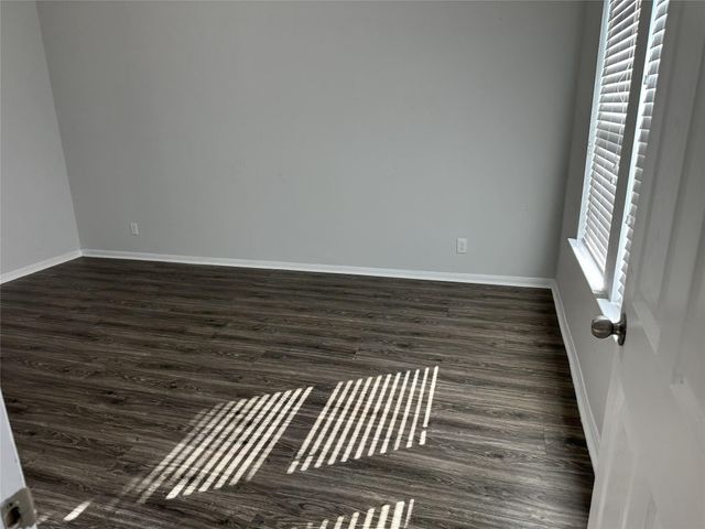 8611 Morning Dove Lane, Baytown, TX 77521