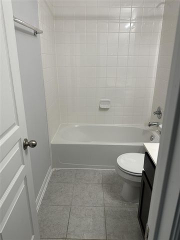 8611 Morning Dove Lane, Baytown, TX 77521