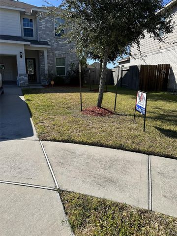 8611 Morning Dove Lane, Baytown, TX 77521