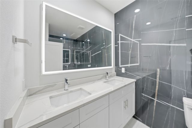 7207 Mohawk Drive 106, Dallas, TX 75235