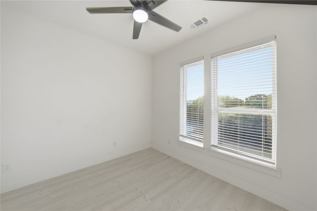 7207 Mohawk Drive 106, Dallas, TX 75235