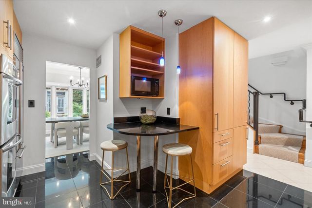4024 CHANCERY CT NW, Washington, DC 20007