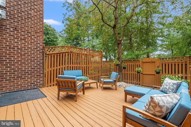 4024 CHANCERY CT NW, Washington, DC 20007