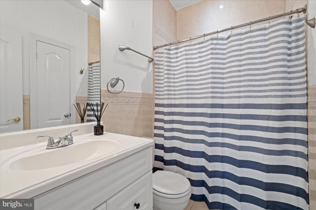 4024 CHANCERY CT NW, Washington, DC 20007