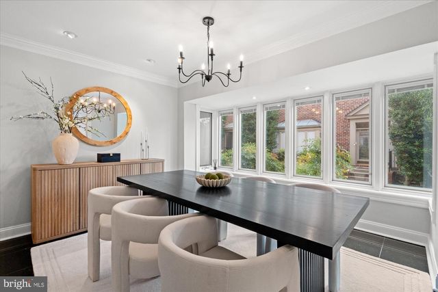 4024 CHANCERY CT NW, Washington, DC 20007
