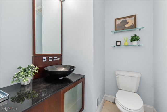 4024 CHANCERY CT NW, Washington, DC 20007