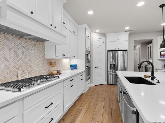 10281 Headwind, Boerne, TX 78006