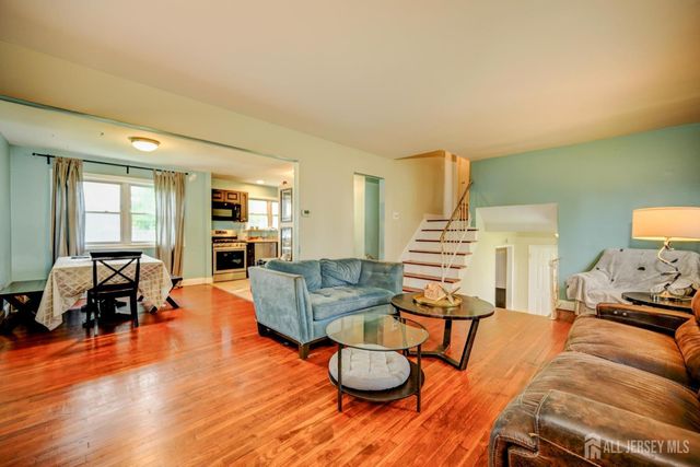 15 Stima Avenue, Carteret, NJ 07008