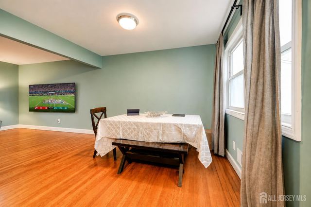 15 Stima Avenue, Carteret, NJ 07008