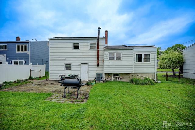 15 Stima Avenue, Carteret, NJ 07008