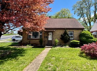 418 E MAIN STREET, Shiremanstown, PA 17011