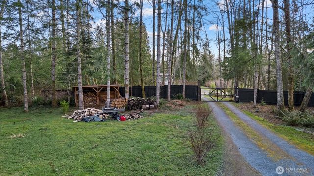 26497 Helmick Road, Sedro Woolley, WA 98284
