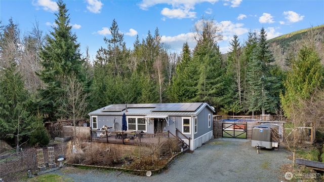 26497 Helmick Road, Sedro Woolley, WA 98284