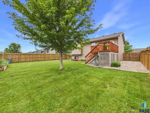 4700 S Tribbey Trl Trail, Sioux Falls, SD 57106