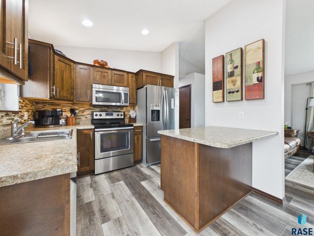 4700 S Tribbey Trl Trail, Sioux Falls, SD 57106