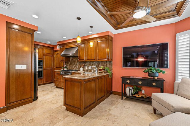 5742 Tanner Ridge Avenue, Westlake Village, CA 91362