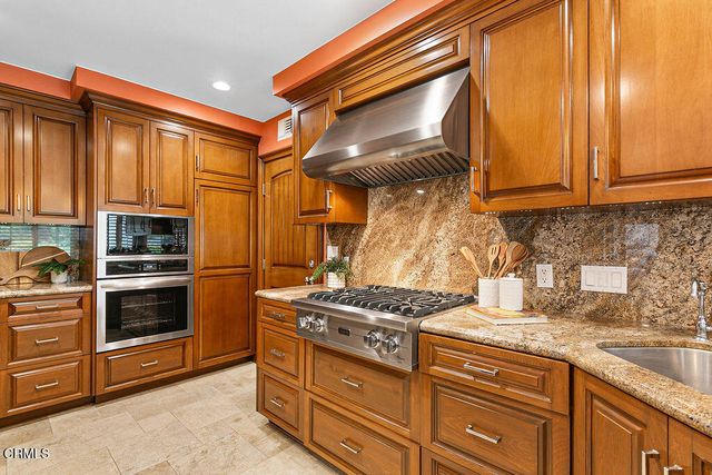 5742 Tanner Ridge Avenue, Westlake Village, CA 91362