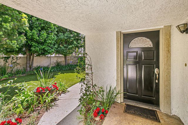 5742 Tanner Ridge Avenue, Westlake Village, CA 91362