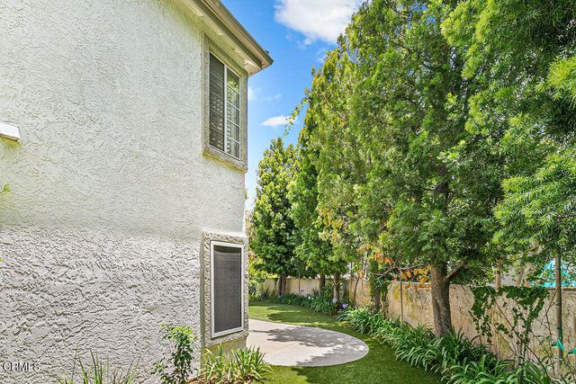 5742 Tanner Ridge Avenue, Westlake Village, CA 91362