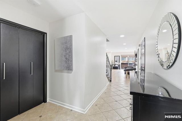 175 Winchester Court, Twp Of Washington, NJ 07676