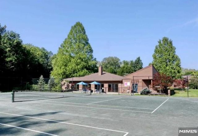 175 Winchester Court, Twp Of Washington, NJ 07676