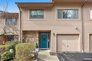 175 Winchester Court, Twp Of Washington, NJ 07676