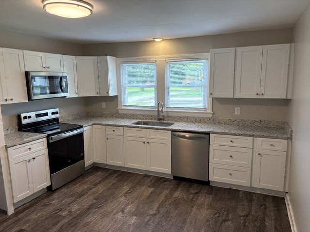 620 Spencer Ave, Gallatin, TN 37066