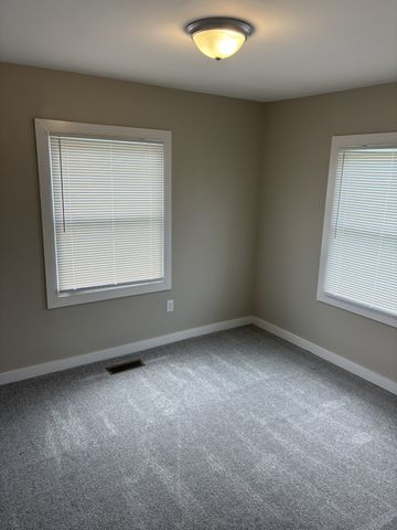 620 Spencer Ave, Gallatin, TN 37066