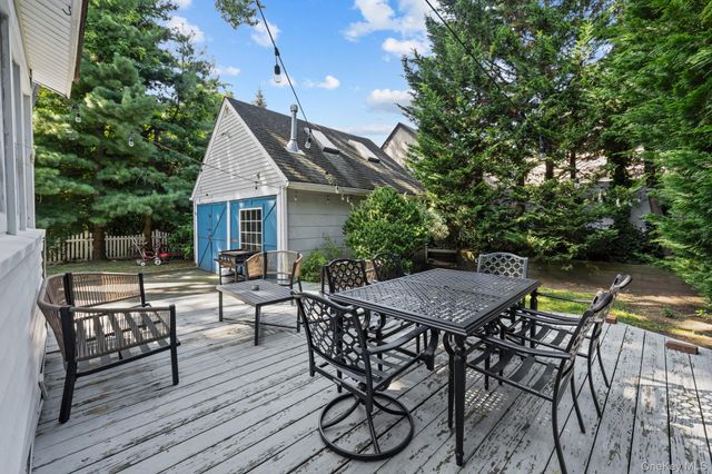 2098 Felix Court, North Baldwin, NY 11510