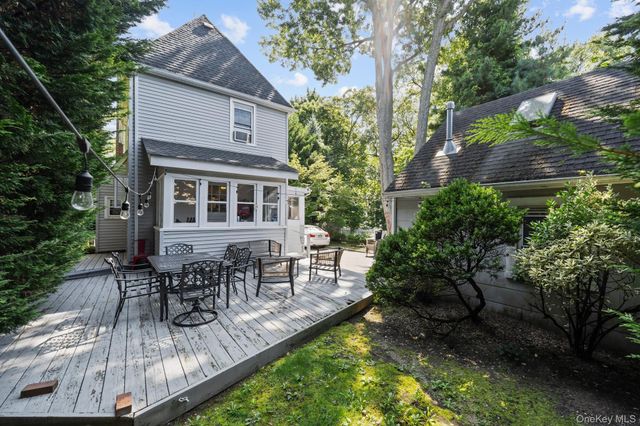 2098 Felix Court, North Baldwin, NY 11510