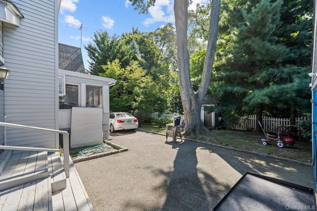 2098 Felix Court, North Baldwin, NY 11510