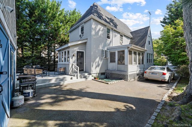 2098 Felix Court, North Baldwin, NY 11510