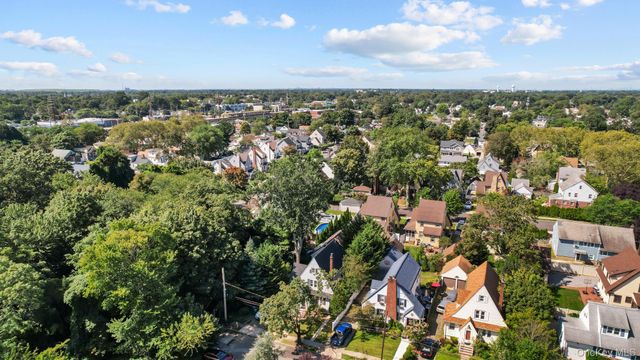 2098 Felix Court, North Baldwin, NY 11510