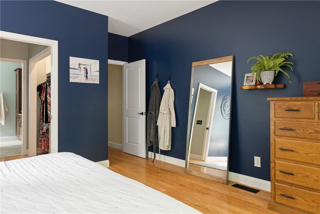 23 Crest Circle, Smithfield, RI 02917