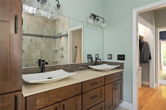 23 Crest Circle, Smithfield, RI 02917
